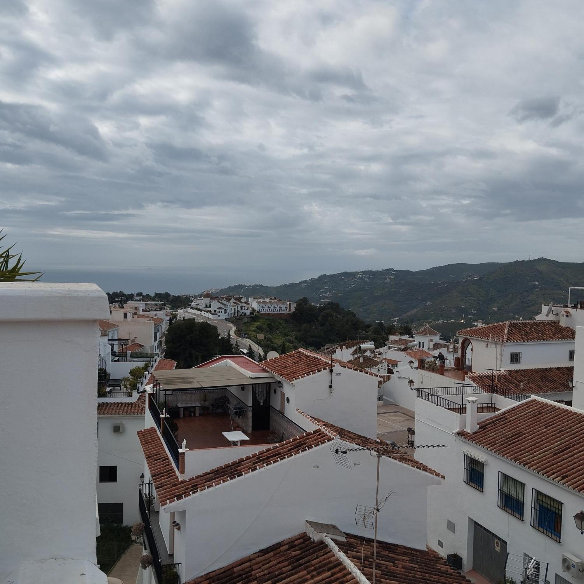 El Atico De La Canada Frigiliana Bagian luar foto